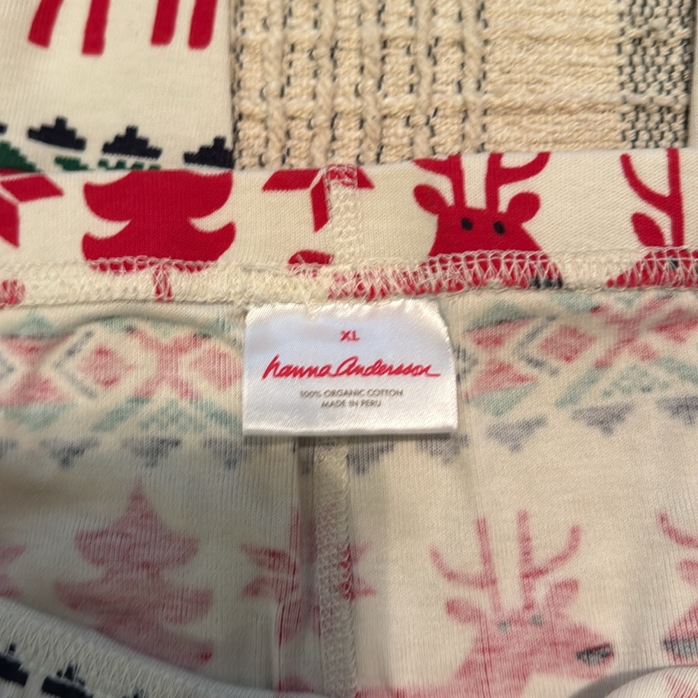 Hanna Anderson Women’s Christmas PJs in Dear Deer XL - Picture 7 of 7
